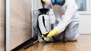 Best Pest Exclusion Services  in Iowa, LA